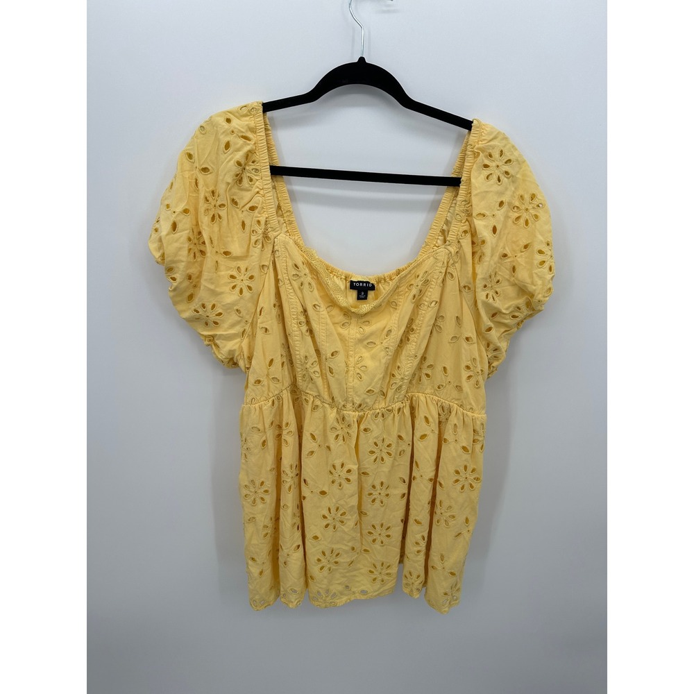 Torrid Yellow Eyelet Babydoll Top Size 3 Plus Cottagecore Milkmaid Puff Sleeve